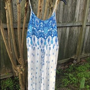 Sleeveless strapped jumpsuit